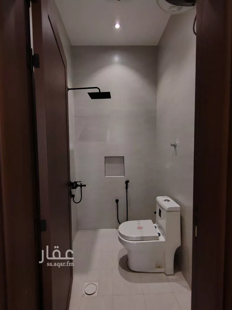 فيلا للبيع في شارع محمود الحمصي, حي العوالي, مدينة الرياض, منطقة الرياض صورة 5
