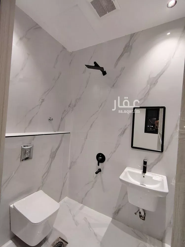 فيلا للبيع في شارع إبراهيم بن جمعان, حي العوالي, مدينة الرياض, منطقة الرياض صورة 3
