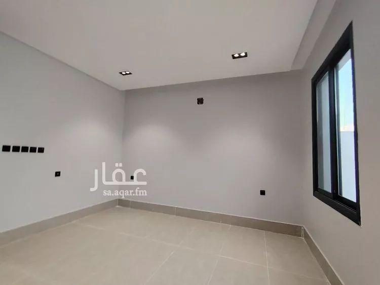 فيلا للبيع في شارع ابن الطيلسان القرطبي, حي عكاظ, مدينة الرياض, منطقة الرياض صورة 4