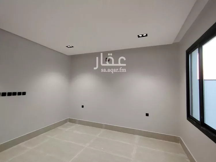 فيلا للبيع في شارع إسماعيل القيسي, حي عكاظ, مدينة الرياض, منطقة الرياض صورة 4