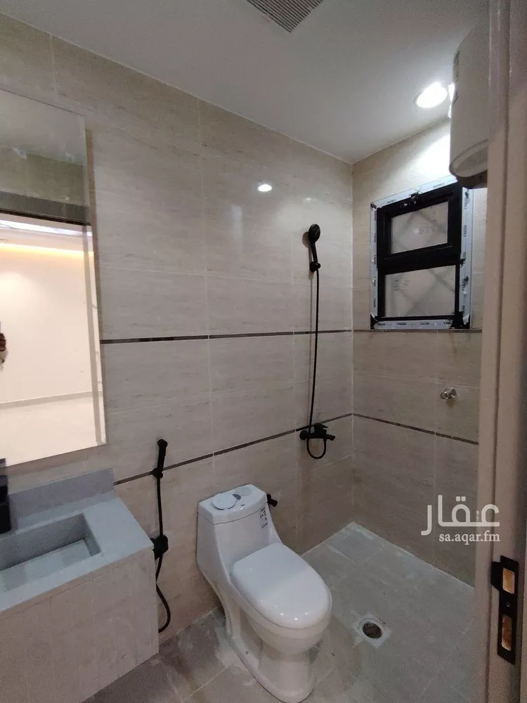 دور للبيع في شارع علي الجارم, حي بدر, مدينة الرياض, منطقة الرياض صورة 3