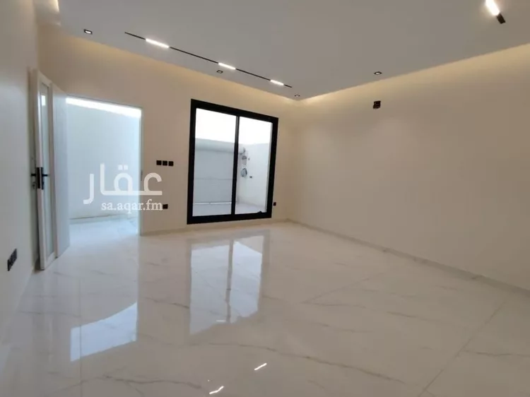 دور للبيع في شارع حسين الأبريقي, حي عكاظ, مدينة الرياض, منطقة الرياض صورة 4