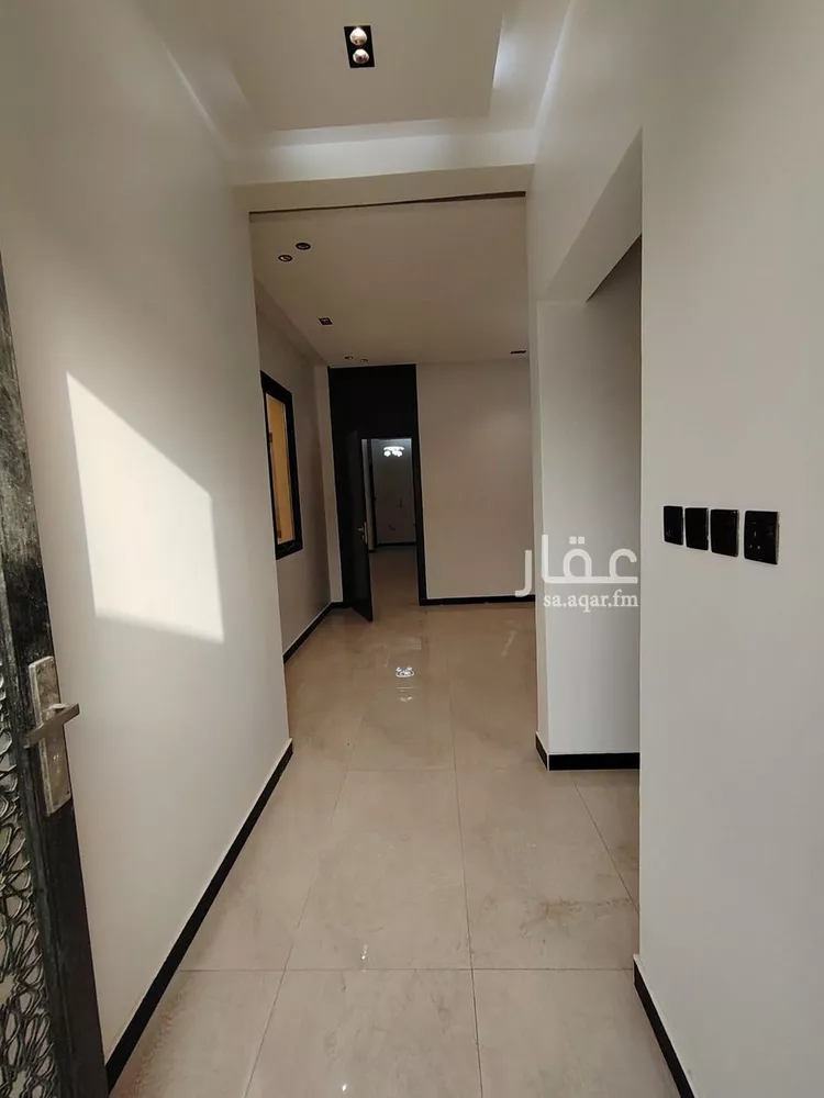 شقة للبيع في شارع محمد بن عوجان, حي الحزم, مدينة الرياض, منطقة الرياض صورة 3