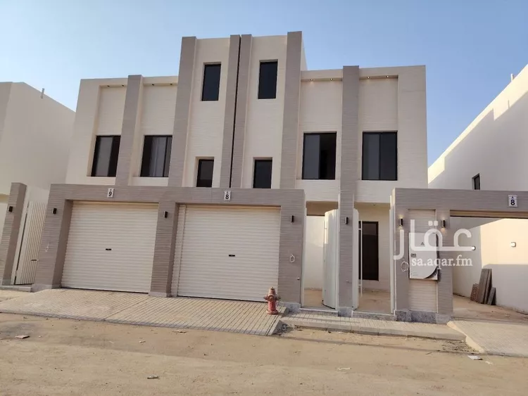 دور للبيع في شارع عبدالرحمن القاضي, حي عكاظ, مدينة الرياض, منطقة الرياض صورة 2