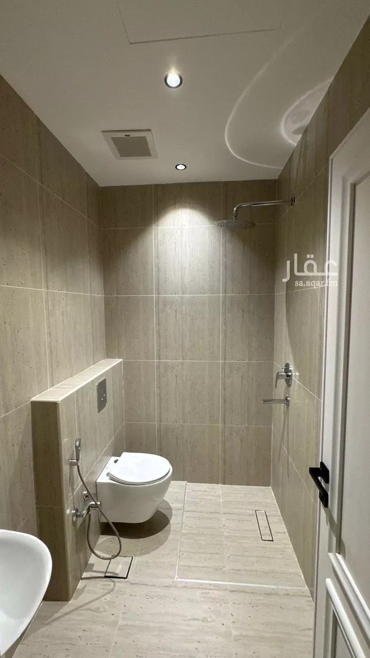 شقة للإيجار في شارع محمد بن ناصر المبارك, حي عرقة, مدينة الرياض, منطقة الرياض صورة 2