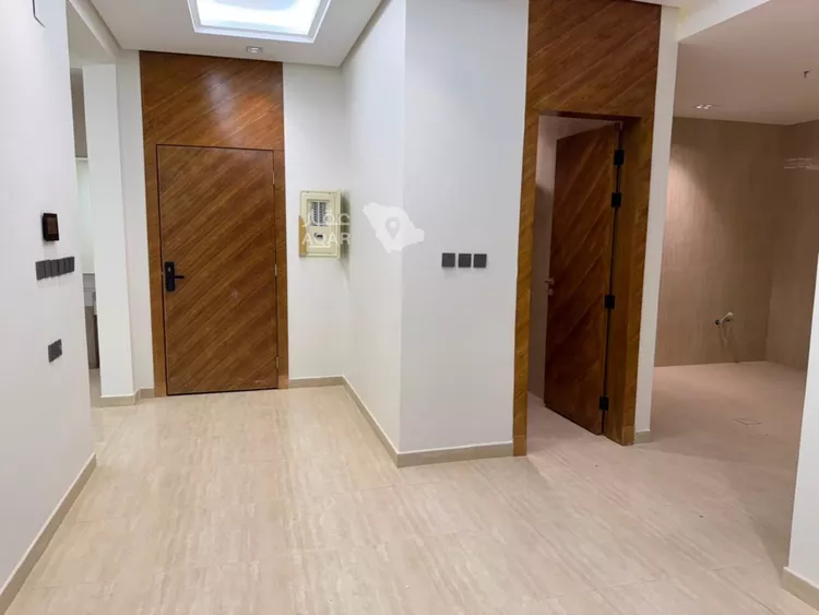 شقة للإيجار في شارع عمير بن سنان بن عرفطة, حي المهدية, مدينة الرياض, منطقة الرياض 7
