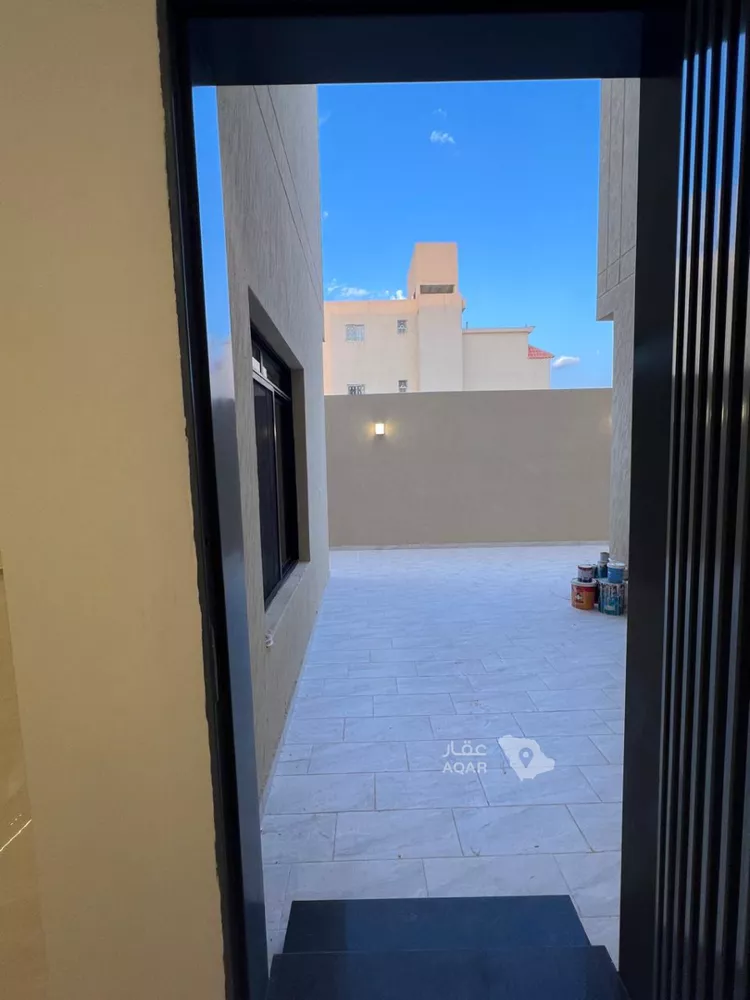 فيلا للبيع في شارع أحمد مفتي المكي الحنفي, حي المهدية, مدينة الرياض, منطقة الرياض 12