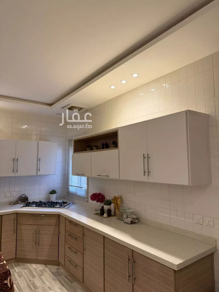 فيلا للإيجار في شارع أحمد مفتي المكي الحنفي, حي المهدية, مدينة الرياض, منطقة الرياض صورة 5