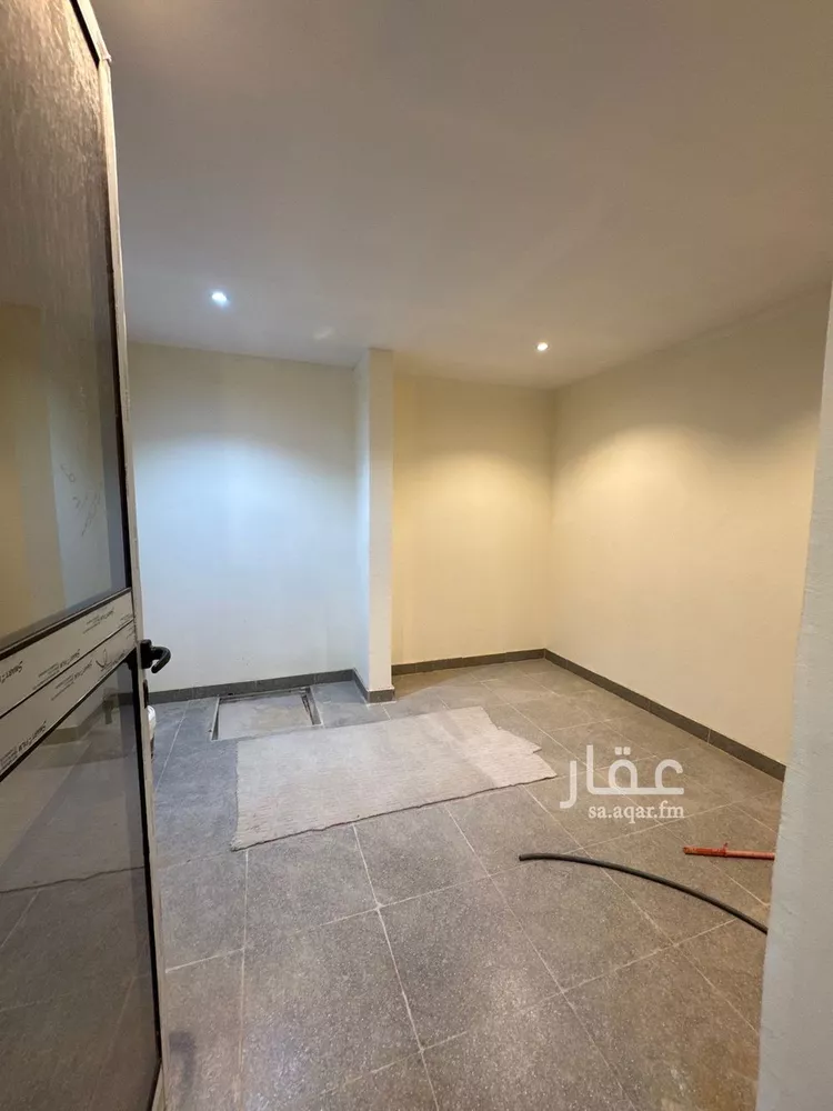 فيلا للإيجار في شارع رقم 45, حي ظهرة لبن, مدينة الرياض, منطقة الرياض 15