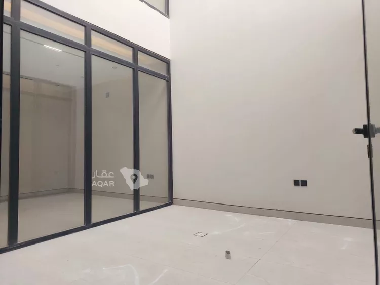فيلا للإيجار في شارع عبدالله المويس, حي الرمال, مدينة الرياض, منطقة الرياض