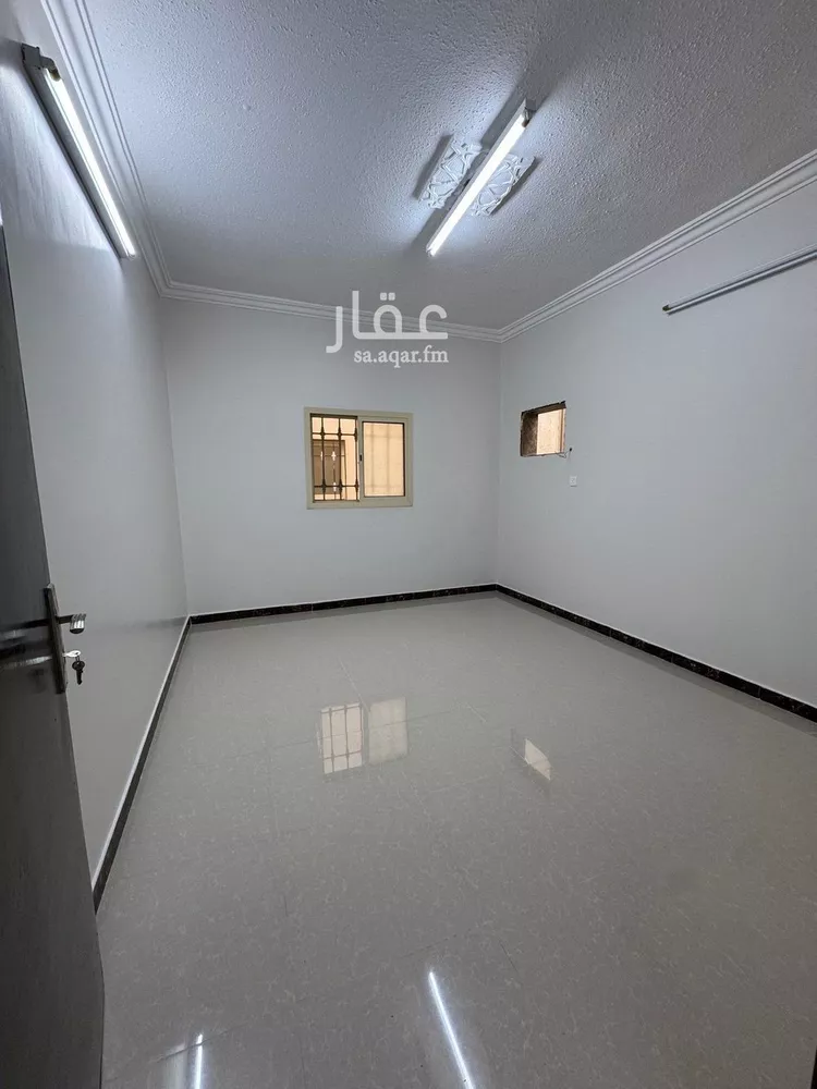 شقة للإيجار في شارع عمر ابن يوسف المقرئ, حي المهدية, مدينة الرياض, منطقة الرياض 6