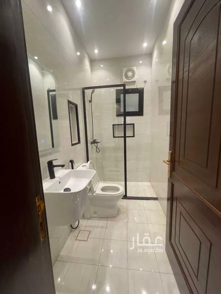 شقة للإيجار في شارع أحمد هزازى, حي الصفاء, مدينة جدة, منطقة مكة المكرمة صورة 3