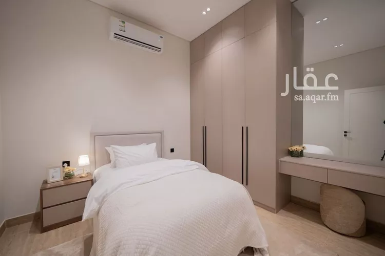 دور للبيع في شارع ابن الناصر, حي الملك فهد, مدينة الرياض, منطقة الرياض صورة 5