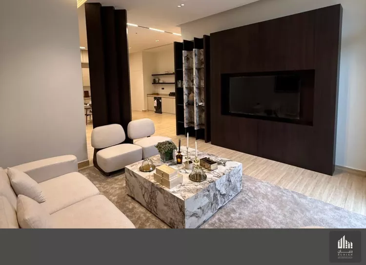 Floor for Sale in Riyadh Al Olaya 7