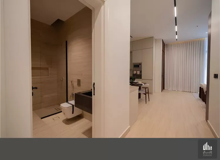Floor for Sale in Riyadh Al Olaya 10