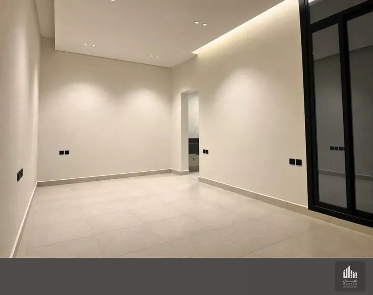 دور للبيع في شارع الرحالة, حي الورود, مدينة الرياض, منطقة الرياض 11