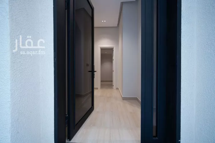 دور للبيع في شارع الزاهد أويس, حي العليا, مدينة الرياض, منطقة الرياض صورة 3