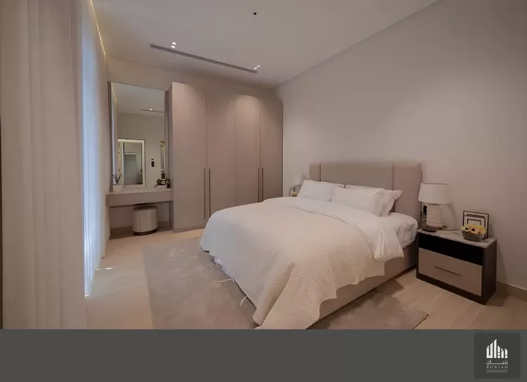 Floor for Sale in Riyadh Al Olaya 9