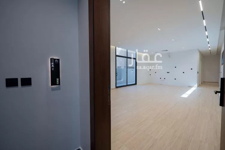 Floor for Sale in Riyadh Al Olaya