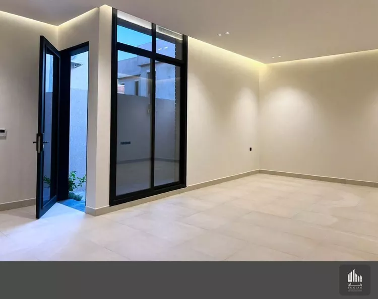 دور للبيع في شارع الرحالة, حي الورود, مدينة الرياض, منطقة الرياض 7
