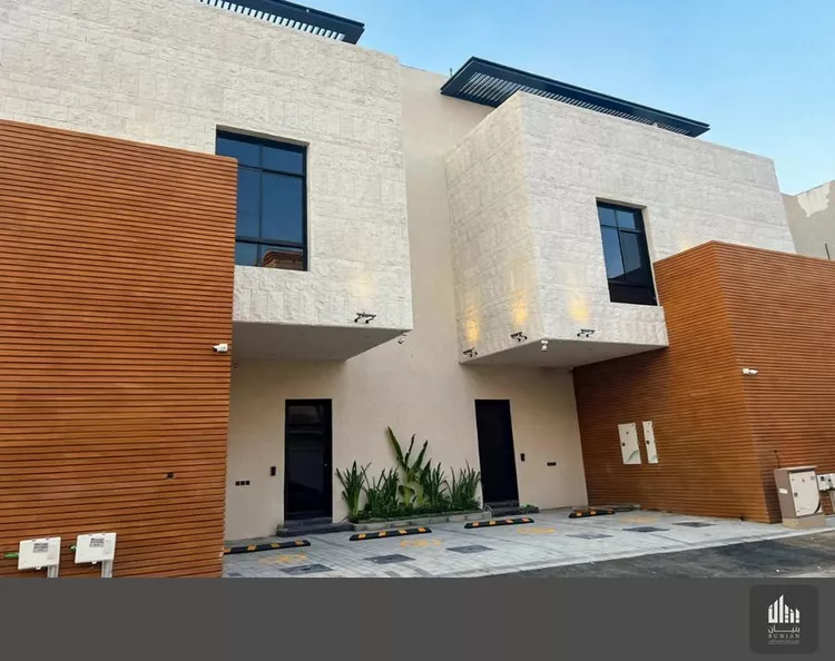 دور للبيع في شارع الرحالة, حي الورود, مدينة الرياض, منطقة الرياض صورة 2