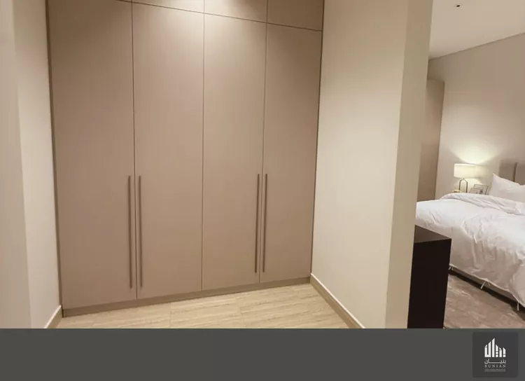 Floor for Sale in Riyadh Al Olaya 6