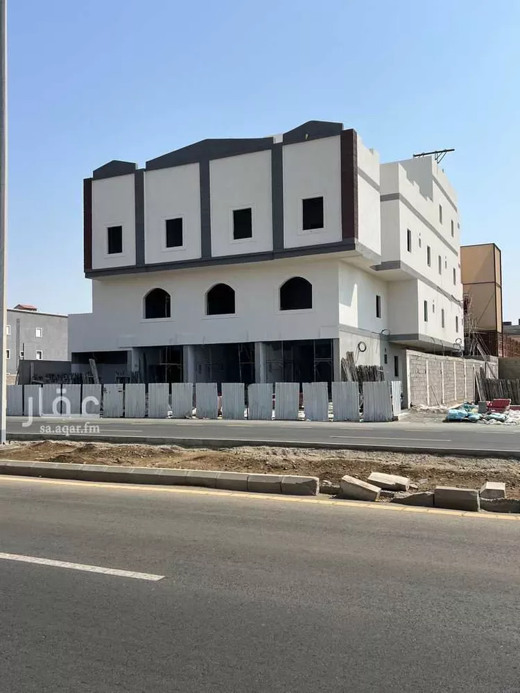 عمارة للإيجار في شارع المعتمد بن عباد, حي المنارات, مدينة جدة, منطقة مكة المكرمة