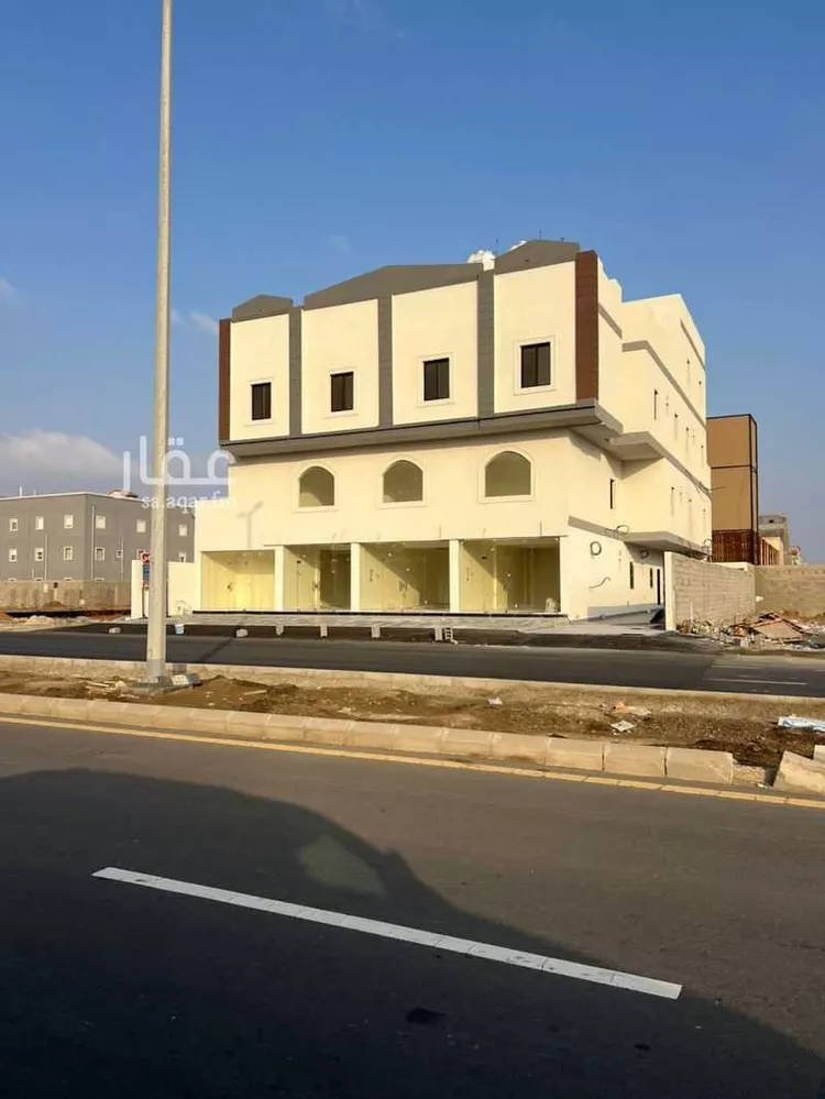 محل للإيجار في شارع المعتمد بن عباد, حي المنارات, مدينة جدة, منطقة مكة المكرمة صورة 3
