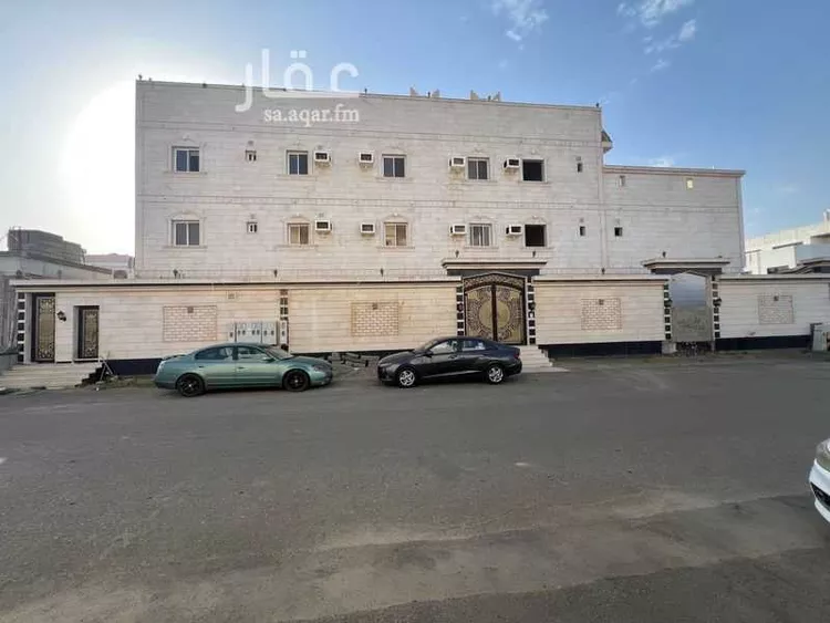 فيلا للبيع في شارع عبد الله بن صنيتان, حي المنارات, مدينة جدة, منطقة مكة المكرمة صورة 2