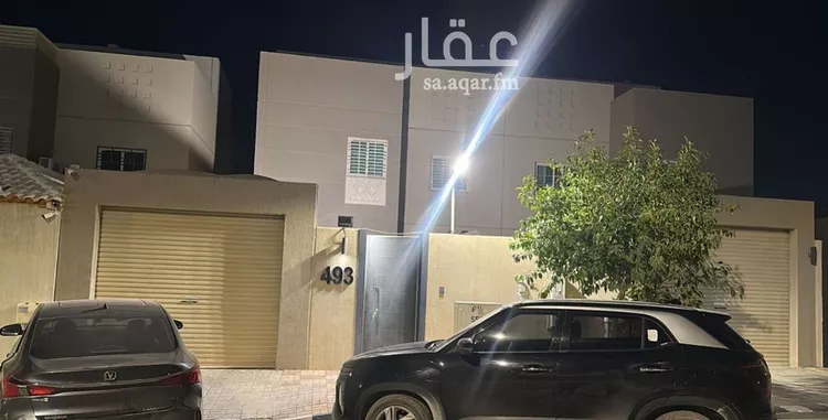 فيلا للبيع في شارع أحمد الصدفي, حي مطار الملك خالد الدولي, مدينة الرياض, منطقة الرياض