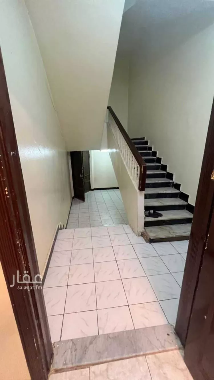 عمارة للبيع في شارع المرموثة الشمالية ، حي الشفا ، الرياض ، منطقة الرياض