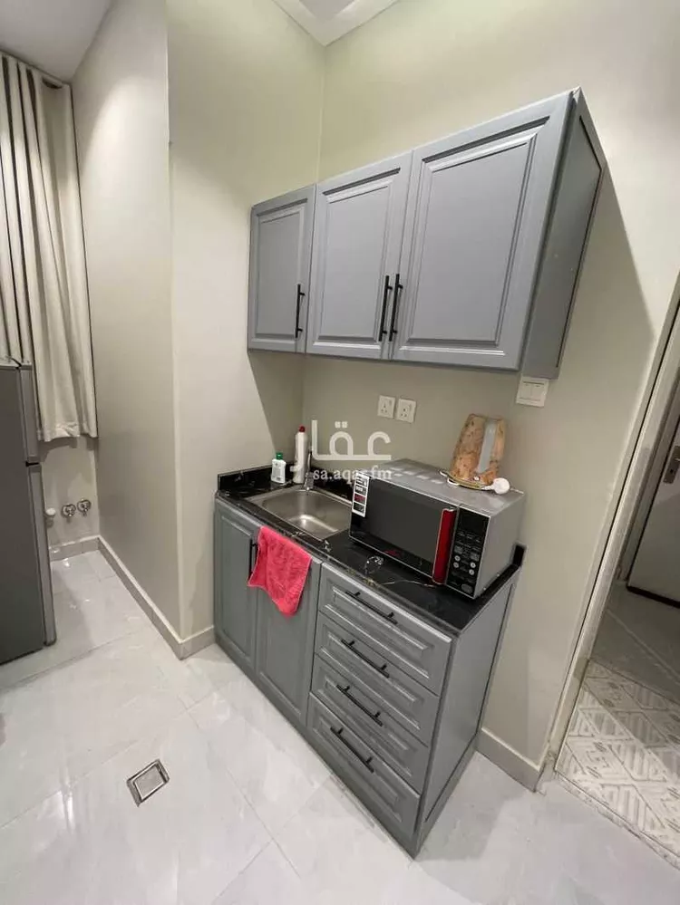 استوديو للإيجار في شارع الشيخ عثمان بن إبراهيم الحقيل, حي الملك فهد, مدينة الرياض, منطقة الرياض 12