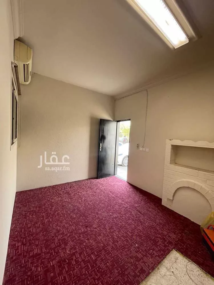 فيلا للإيجار في شارع اليعقوبي, حي المصيف, مدينة الرياض, منطقة الرياض صورة 4