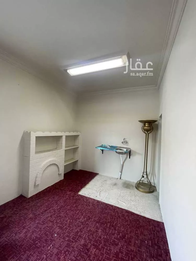 فيلا للإيجار في شارع اليعقوبي, حي المصيف, مدينة الرياض, منطقة الرياض 1 صورة