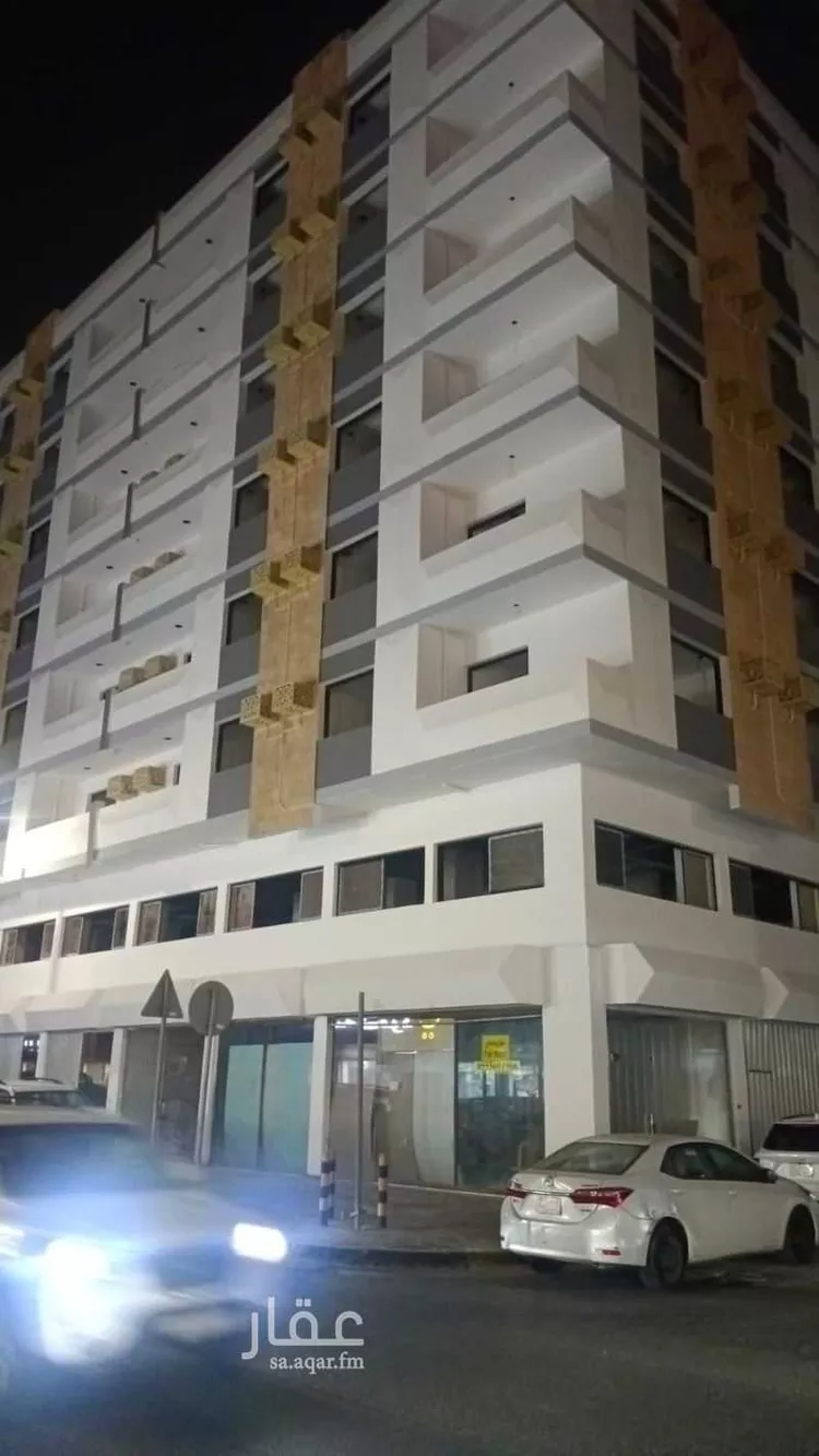 عمارة للإيجار في شارع الملك خالد ابن عبدالعزيز سعود ، حي الخبر الشمالية ، الخبر ، الخبر