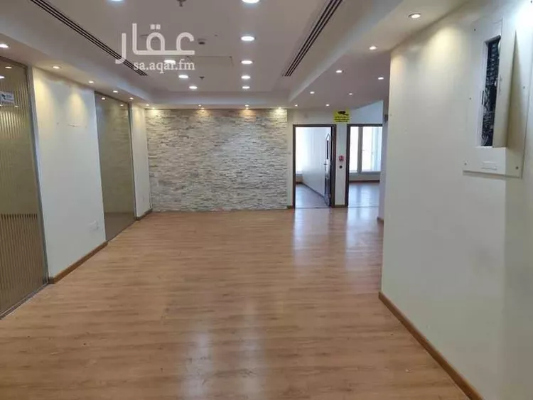 Commercial Office for Rent in Dammam Muhammed Ibn Saud صورة 5