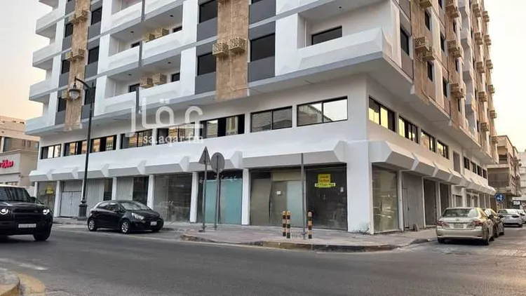 عمارة للإيجار في شارع الملك خالد ابن عبدالعزيز سعود ، حي الخبر الشمالية ، الخبر ، الخبر صورة 3