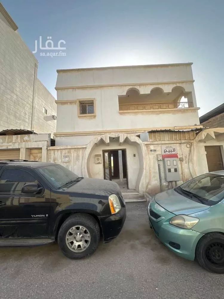 فيلا للبيع في شارع احمد بن الحسن الانصاري ، حي محاسن الأول ، المبرز ، الاحساء