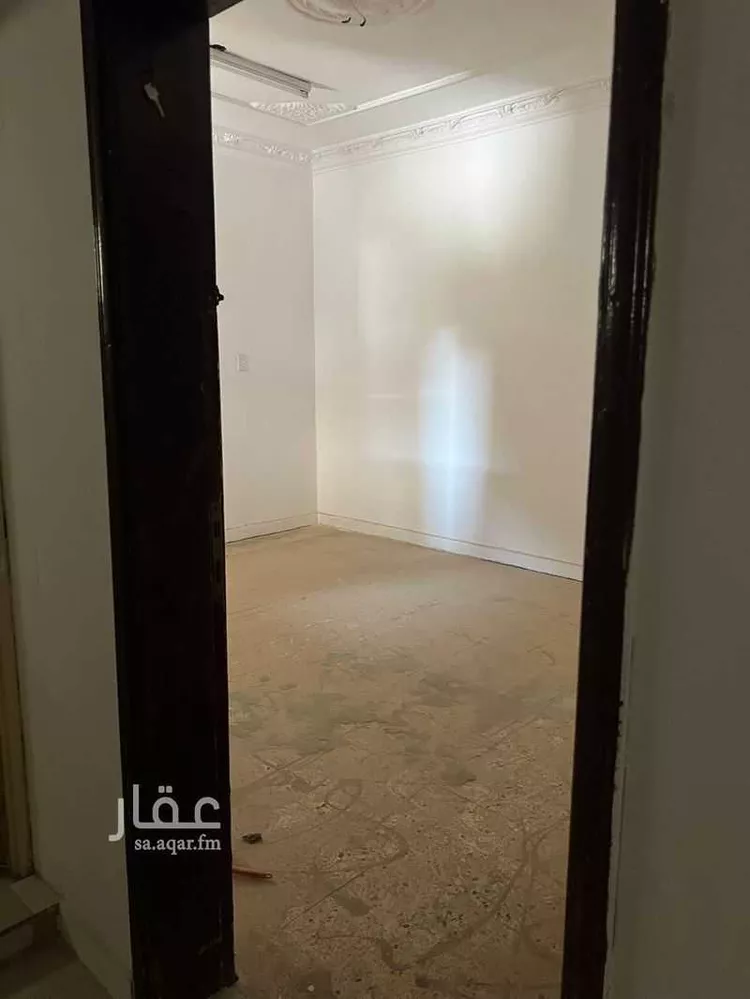 عمارة للإيجار في شارع رابغ, حي الثقبة, مدينة الخبر, المنطقة الشرقية صورة 2