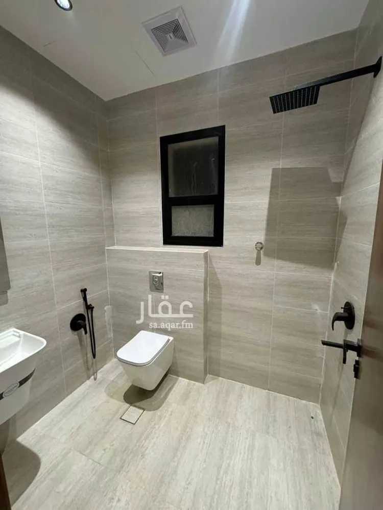 Floor for Sale in Riyadh Al Maizilah 6