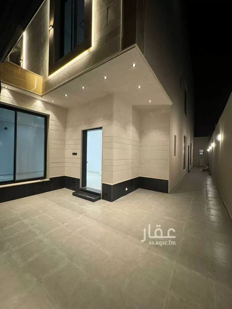 Floor for Sale in Riyadh Al Maizilah 9