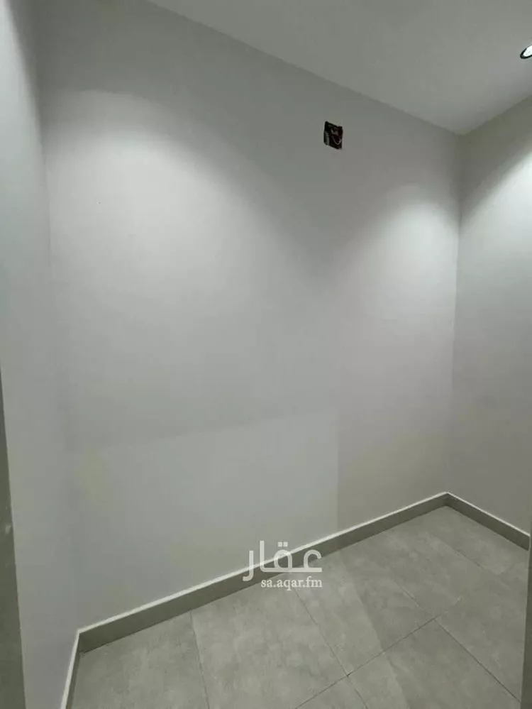 دور للبيع في حي الندوة, مدينة الرياض, منطقة الرياض 1 صورة