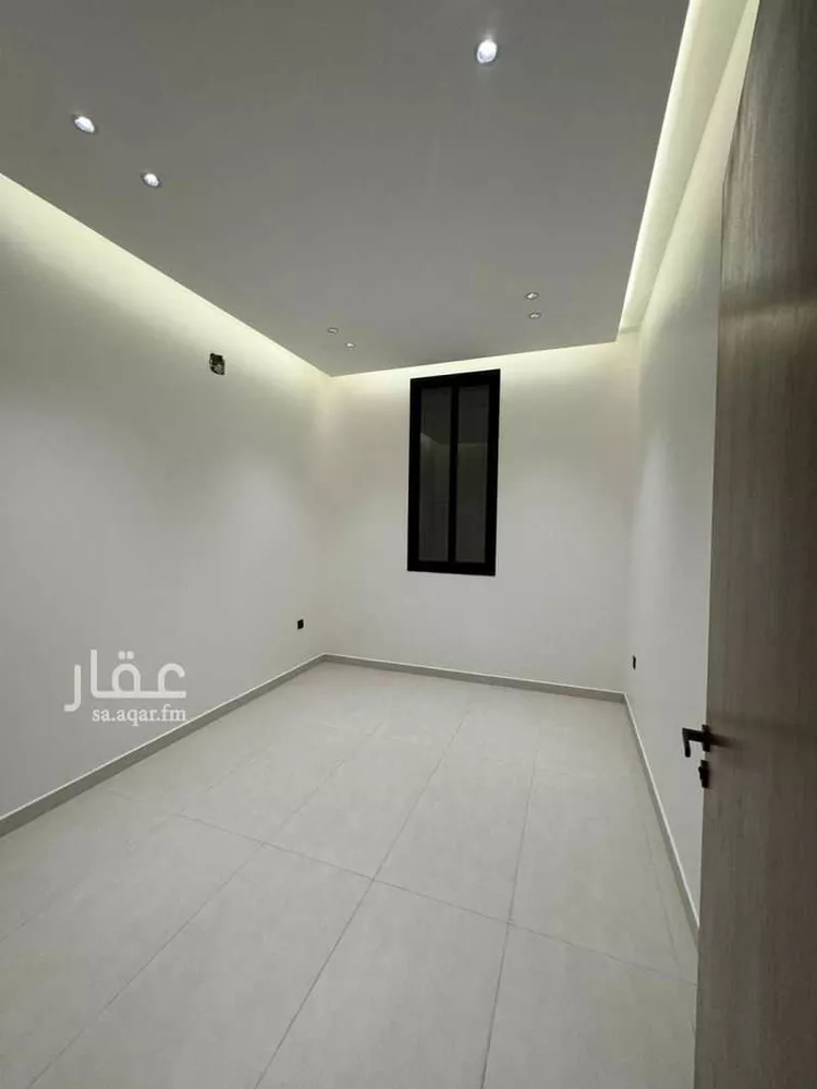 دور للبيع في شارع الشيخ حسن بن حسين بن علي, حي الملك فيصل, مدينة الرياض, منطقة الرياض صورة 3