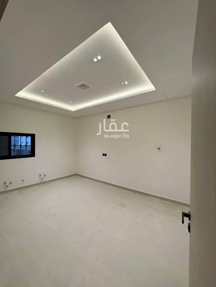 Floor for Sale in Riyadh Al Qadisiyah صورة 2