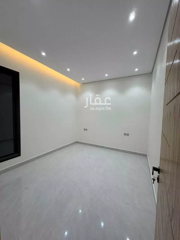Floor for Sale in Riyadh Al Qadisiyah صورة 2