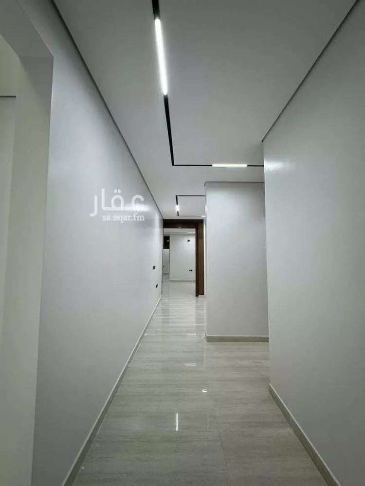 دور للبيع في شارع عبدالرحمن اللخمي, حي المعيزيلة, مدينة الرياض, منطقة الرياض صورة 2