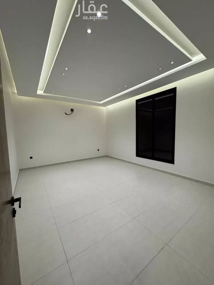 Floor for Sale in Riyadh King Faisal 11