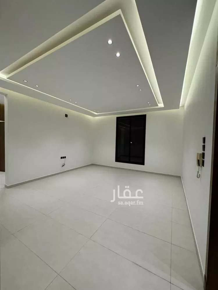 Floor for Sale in Riyadh King Faisal 7
