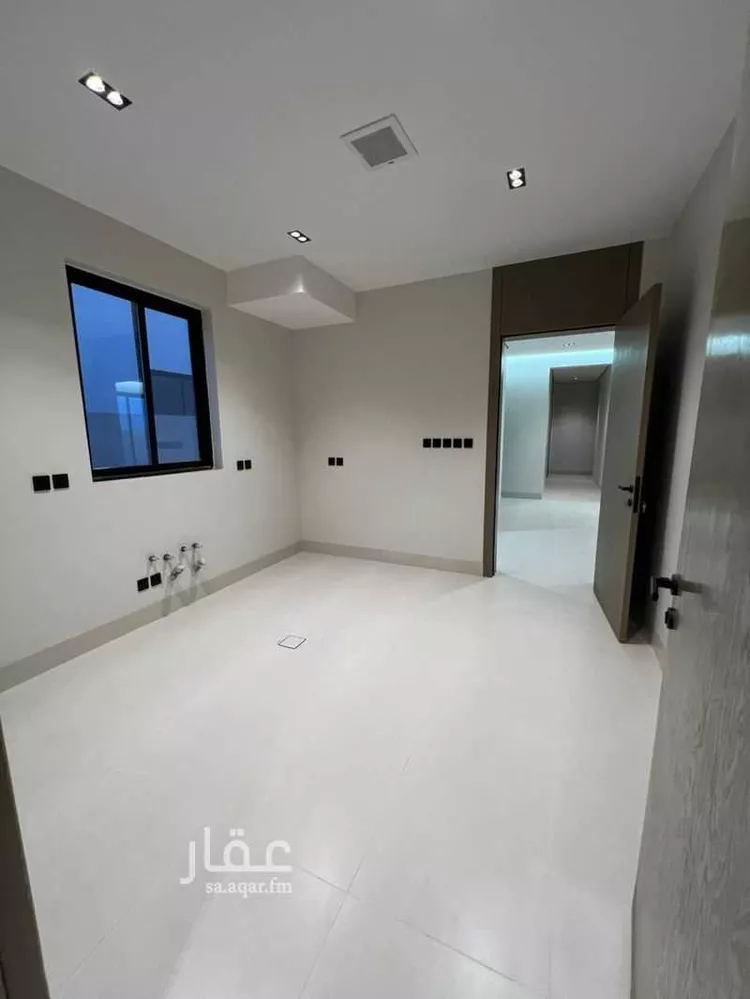 Floor for Sale in Riyadh Dahiat Namar 8