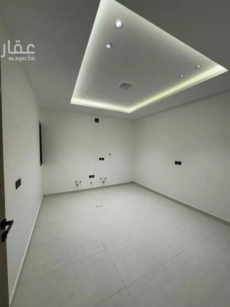 Floor for Sale in Riyadh King Faisal 10